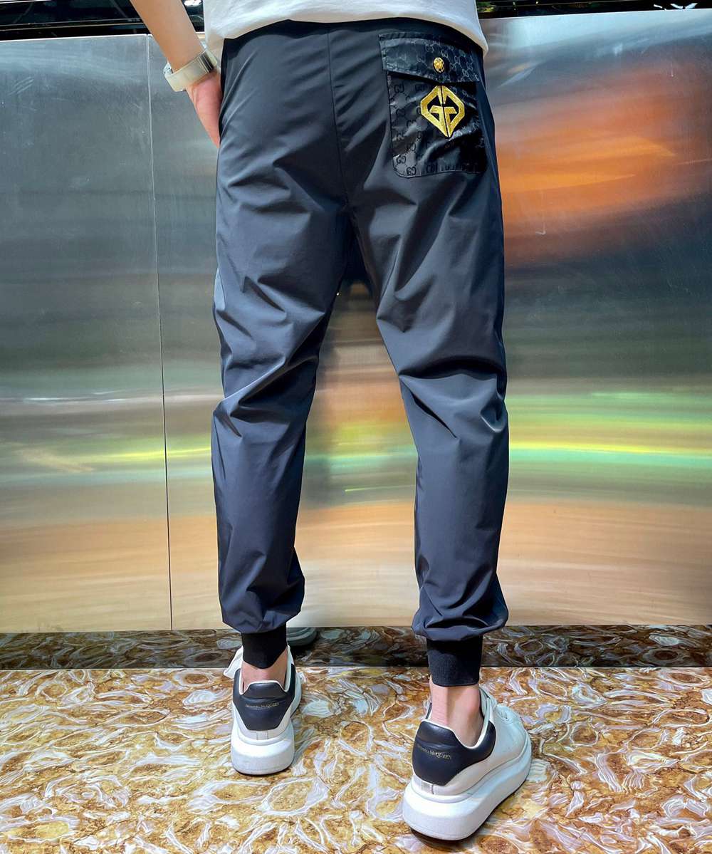 GU- Trousers JP9618675